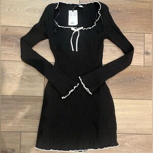 H&M black and white bow dress! size S (never worn)